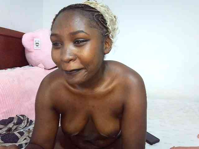 sexxytiffany webcam