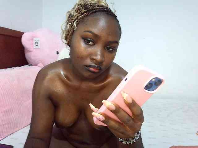 sexxytiffany webcam