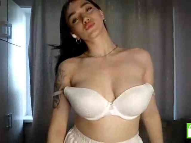 NeldaLecompte webcam