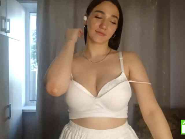 Modèle: NeldaLecompte