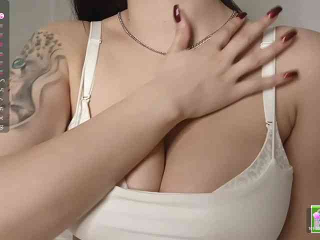 NeldaLecompte webcam