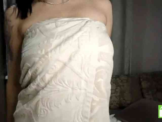NeldaLecompte webcam