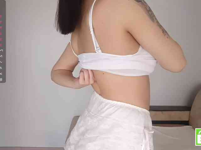 NeldaLecompte webcam