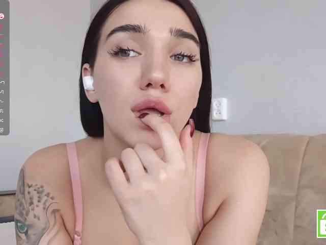 NeldaLecompte webcam