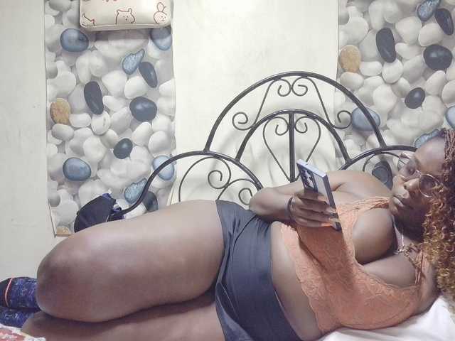 africangoddess live cam on BongaCams