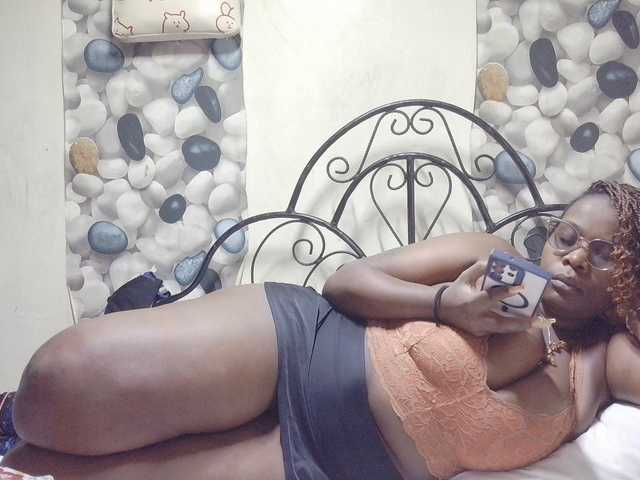 africangoddess live cam on BongaCams