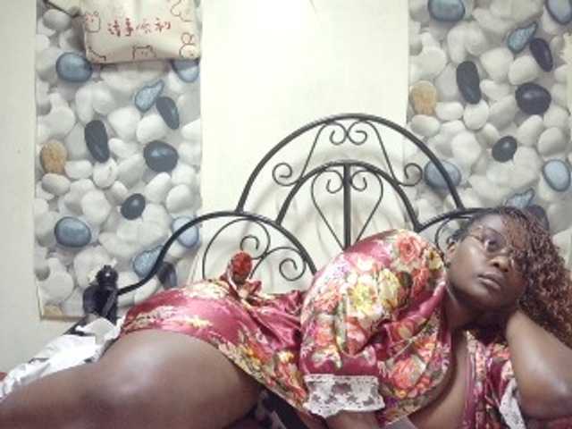 africangoddess live cam on BongaCams