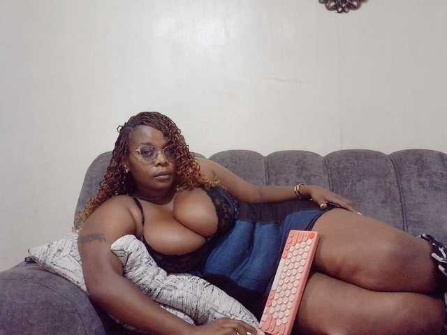 africangoddess live cam on BongaCams
