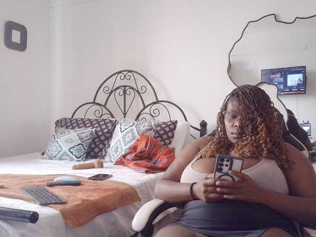 africangoddess live cam on BongaCams