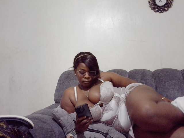 africangoddess live cam on BongaCams