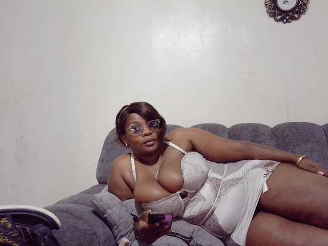 africangoddess Live-Cam auf BongaCams