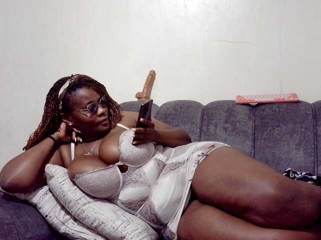 africangoddess live cam on BongaCams
