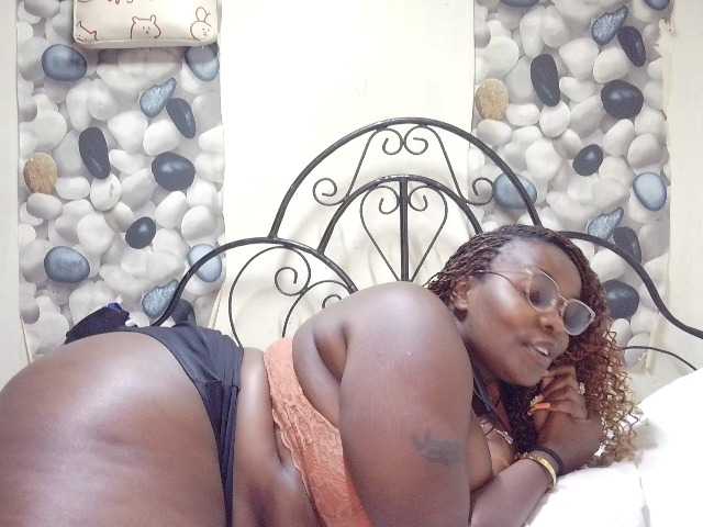 africangoddess live cam on BongaCams