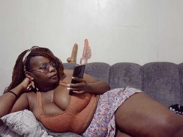 africangoddess live cam on BongaCams