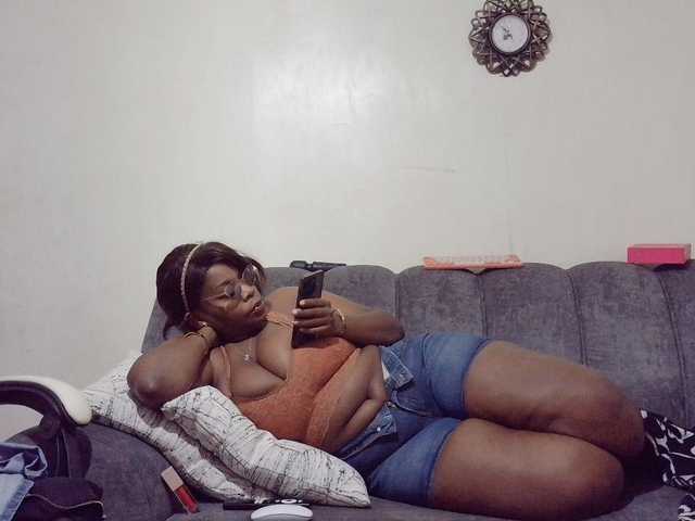 africangoddess live cam on BongaCams