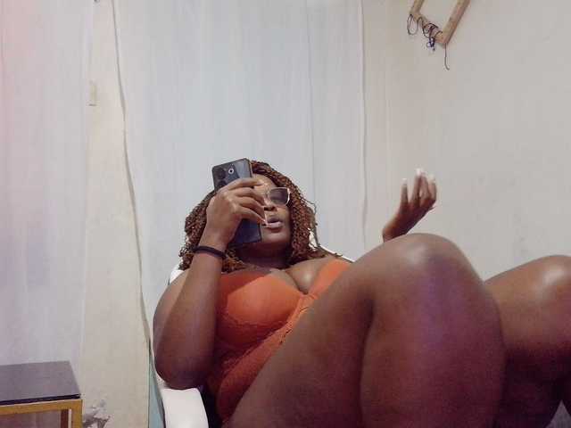 africangoddess live cam on BongaCams