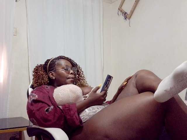 africangoddess live cam on BongaCams