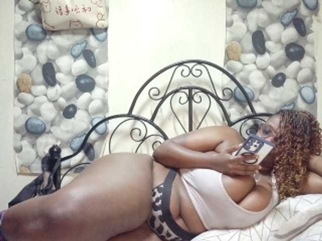 africangoddess live cam on BongaCams