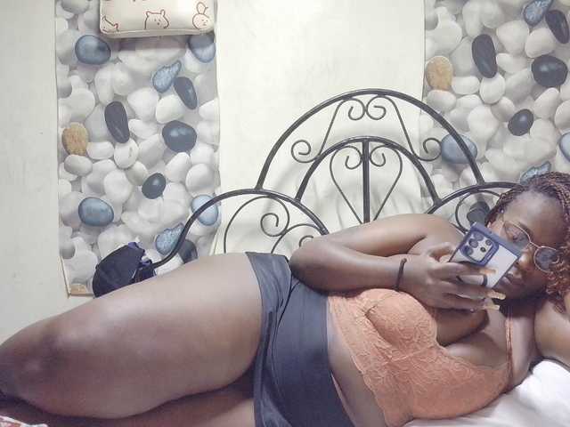 africangoddess live cam on BongaCams