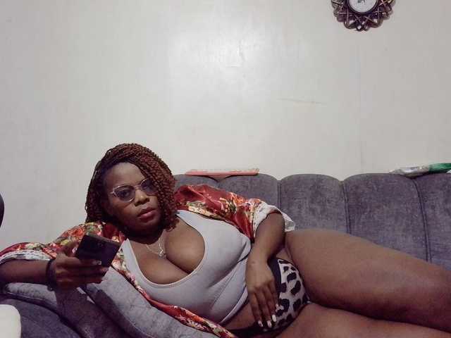 africangoddess live cam on BongaCams