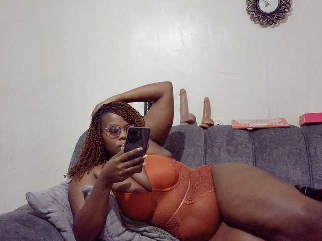 africangoddess live cam on BongaCams