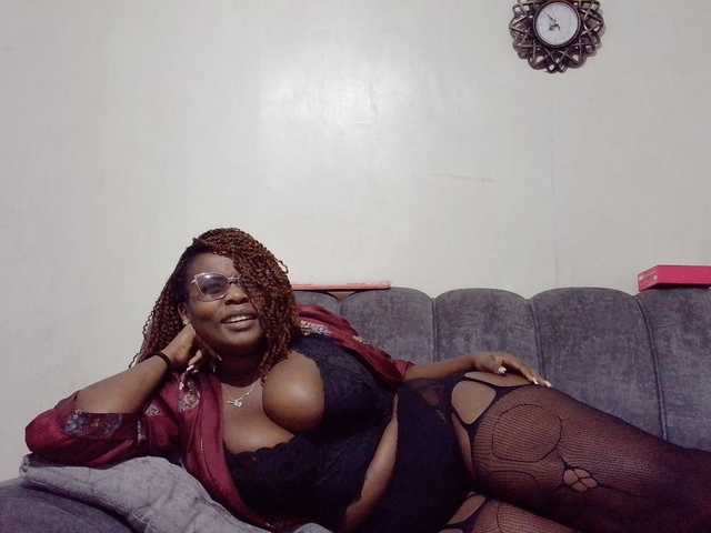 africangoddess live cam on BongaCams