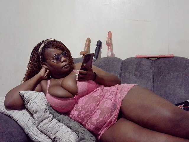 africangoddess live cam on BongaCams