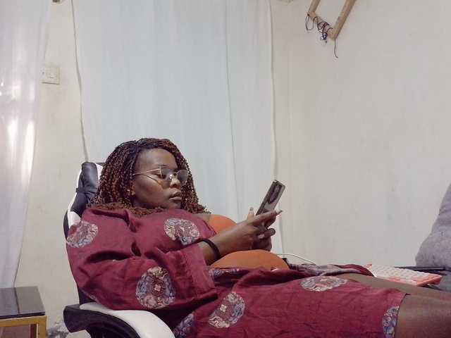 africangoddess live cam on UnifiedCams