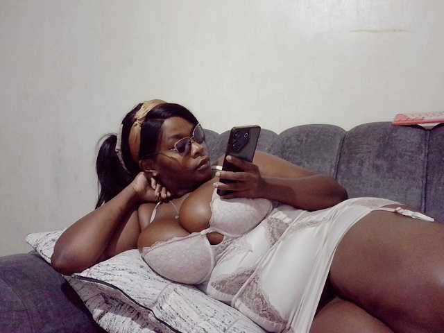 africangoddess webcam bongacams model stream image