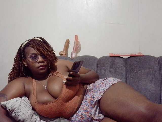 africangoddess live cam on BongaCams