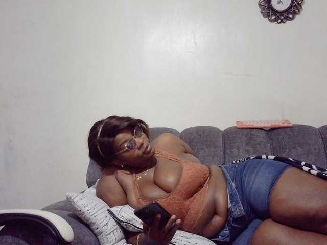 africangoddess Cam en directo en BongaCams