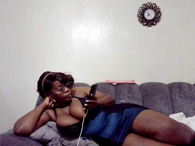 africangoddess live cam on BongaCams