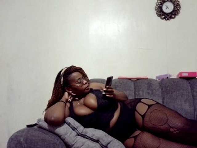africangoddess live cam on BongaCams