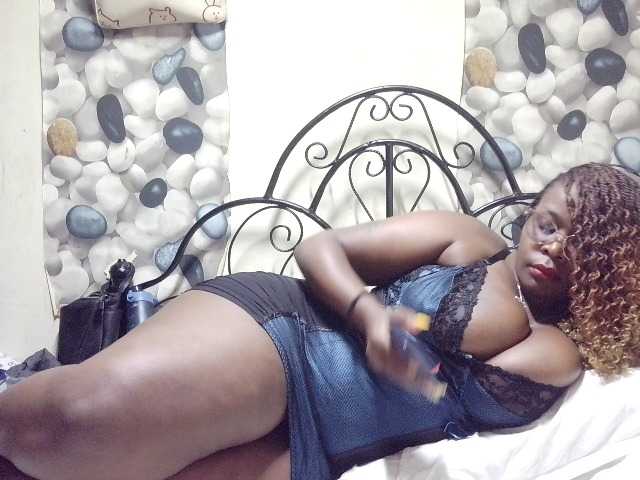 africangoddess live cam on BongaCams