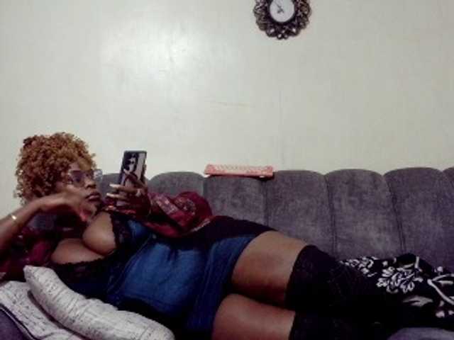africangoddess live cam on BongaCams