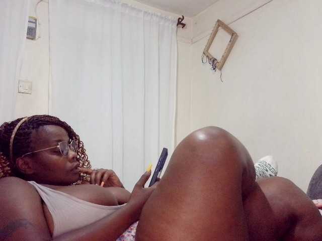 africangoddess live cam on BongaCams
