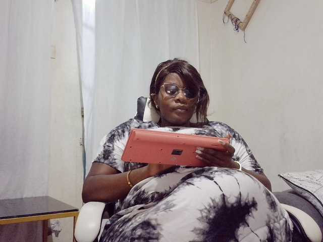 africangoddess live webcam show