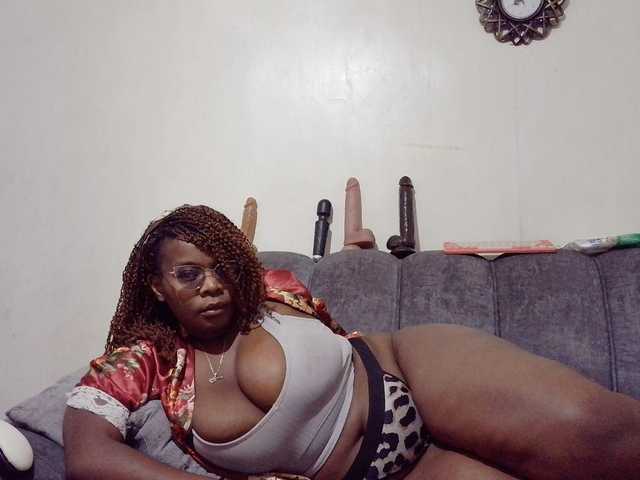 africangoddess live cam on BongaCams