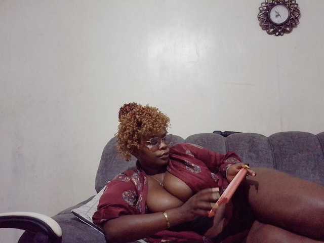 africangoddess live cam on BongaCams