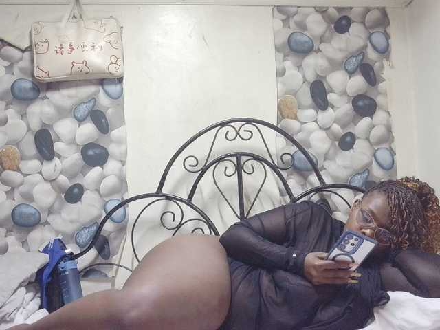 africangoddess live cam on BongaCams