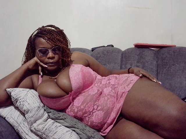 africangoddess live cam on BongaCams