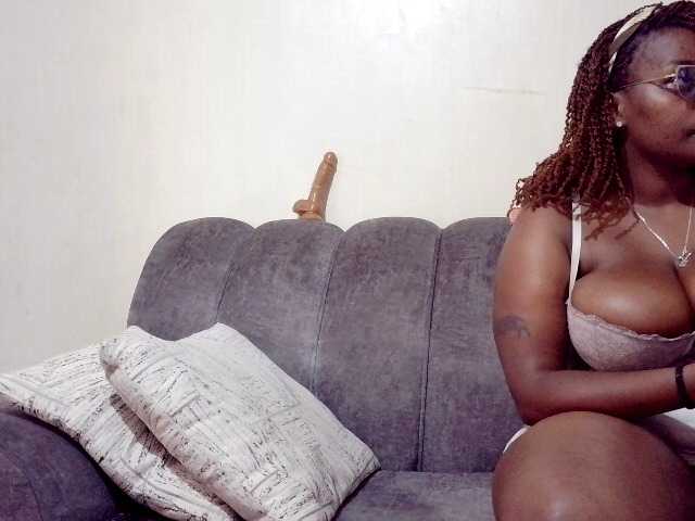 africangoddess live cam on BongaCams