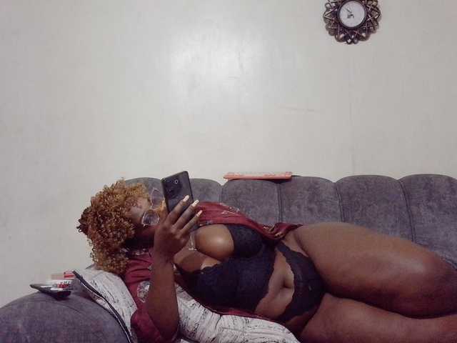 africangoddess live cam on BongaCams