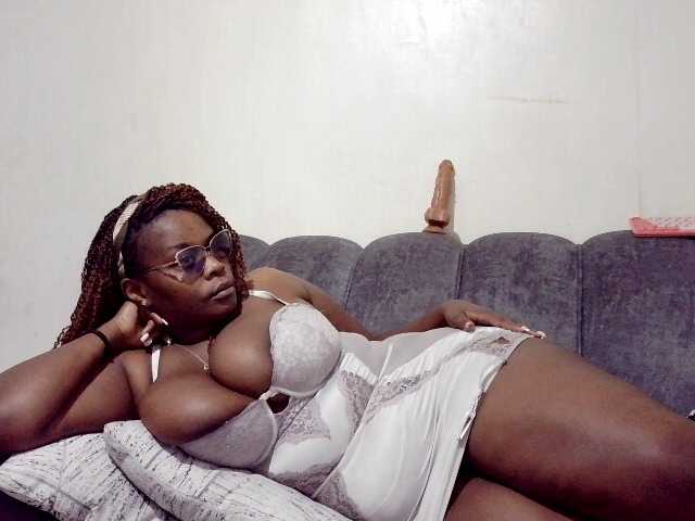 africangoddess live cam on BongaCams