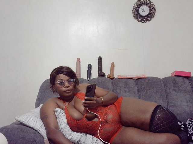 africangoddess live cam on BongaCams