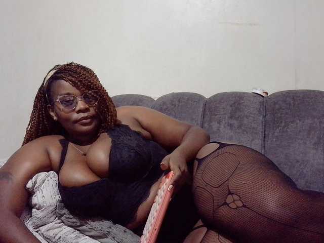 africangoddess live cam on BongaCams