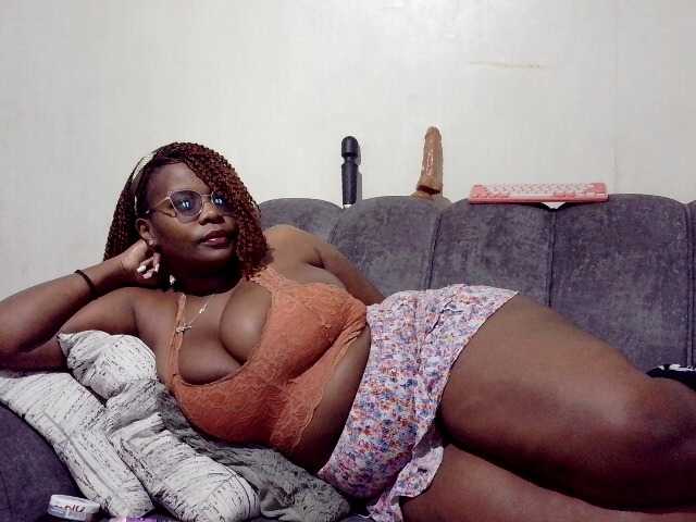 africangoddess live cam on BongaCams