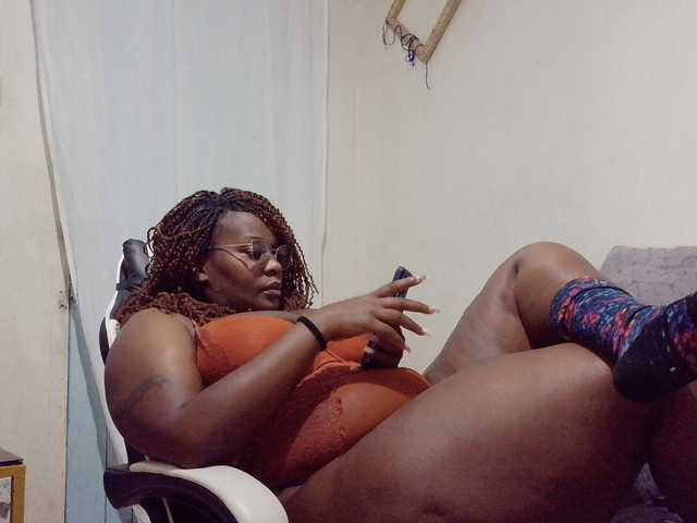 africangoddess live cam on BongaCams