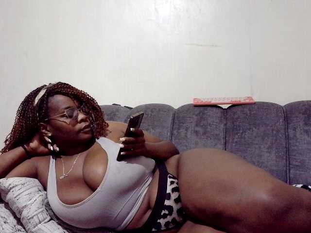 africangoddess live cam on BongaCams