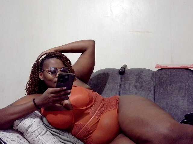africangoddess live cam on BongaCams
